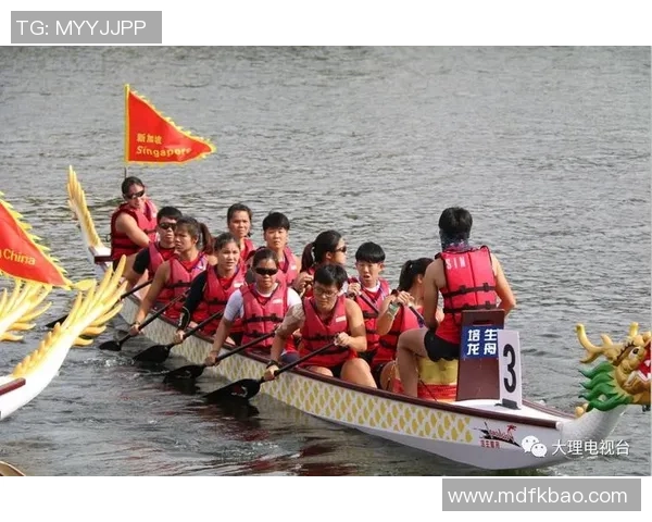 汉中市第八届运动会青少年羽毛球比赛激情开赛活力四射点燃赛场热情